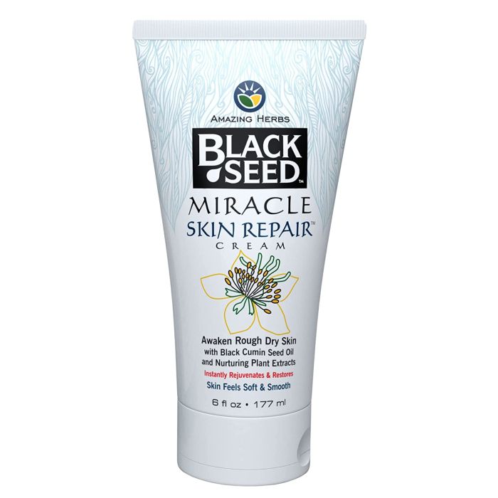 Herbal body cream with shea butter and aloe vera for hydration
